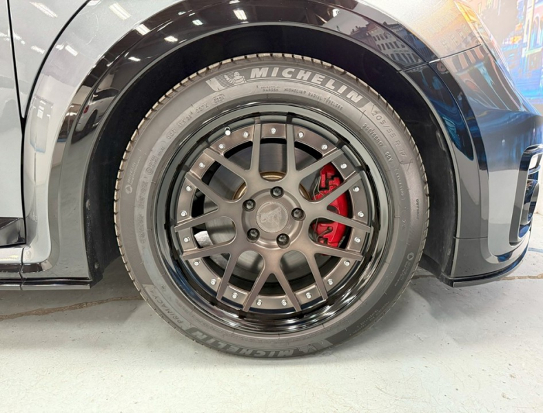 フォルクスワーゲン ザ・ビートル 2.0Rライン マイスター　黒革/エアサス/シートヒーター/禁煙 中古車