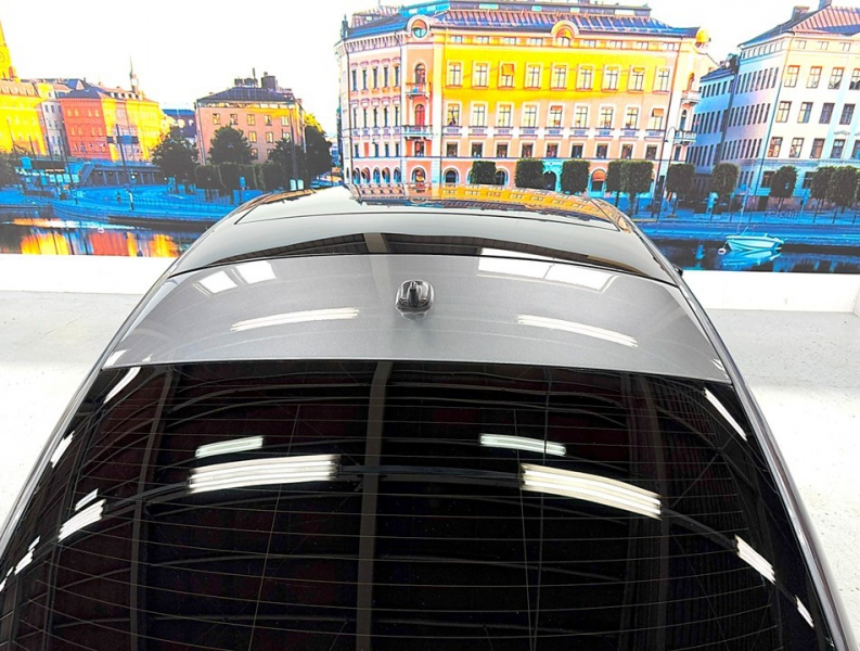 フォルクスワーゲン ザ・ビートル 2.0Rライン マイスター　黒革/エアサス/シートヒーター/禁煙 中古車