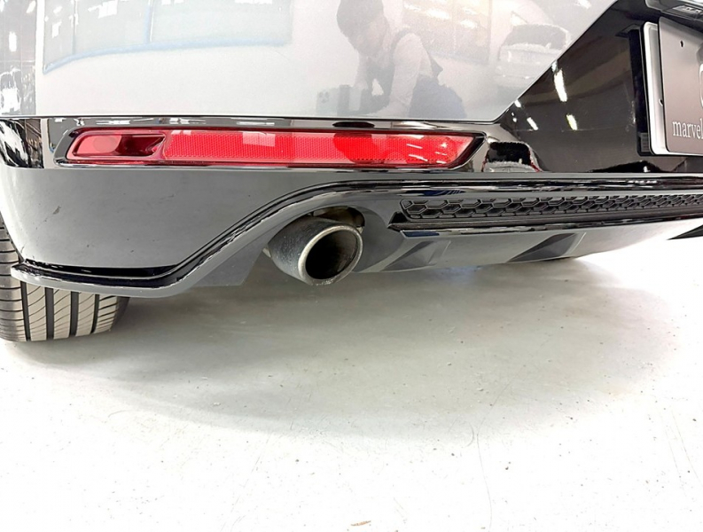 フォルクスワーゲン ザ・ビートル 2.0Rライン マイスター　黒革/エアサス/シートヒーター/禁煙 中古車