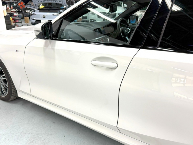 BMW 3シリーズ 320iツーリングMスポーツ　全周囲カメラ/純正18AW/LED/ACC/カープレイ 中古車