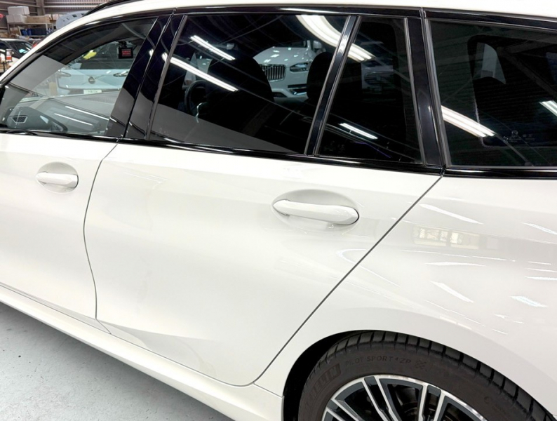 BMW 3シリーズ 320iツーリングMスポーツ　全周囲カメラ/純正18AW/LED/ACC/カープレイ 中古車