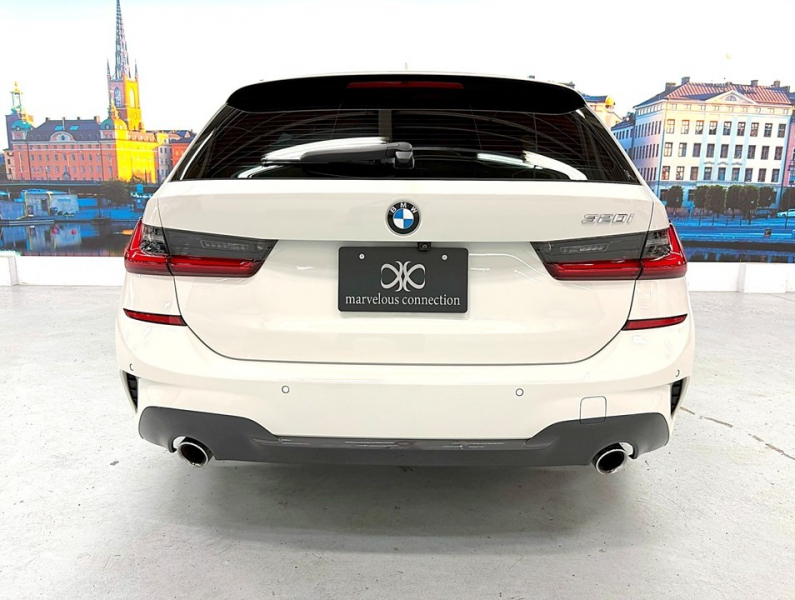 BMW 3シリーズ 320iツーリングMスポーツ　全周囲カメラ/純正18AW/LED/ACC/カープレイ 中古車