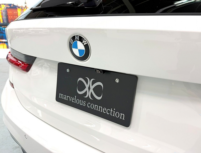 BMW 3シリーズ 320iツーリングMスポーツ　全周囲カメラ/純正18AW/LED/ACC/カープレイ 中古車