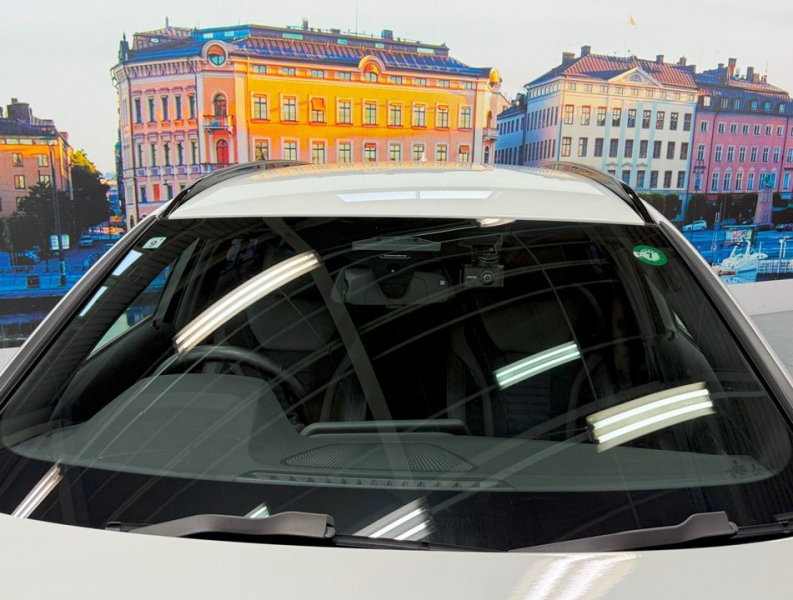 BMW 3シリーズ 320iツーリングMスポーツ　全周囲カメラ/純正18AW/LED/ACC/カープレイ 中古車