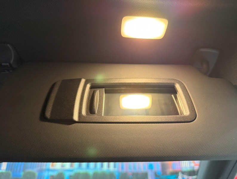 BMW 3シリーズ 320iツーリングMスポーツ　全周囲カメラ/純正18AW/LED/ACC/カープレイ 中古車