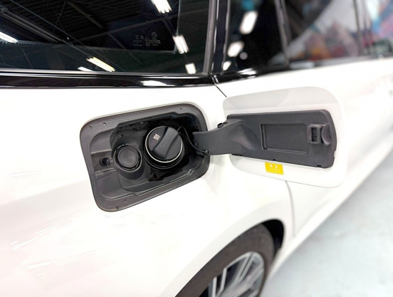 BMW 3シリーズ 320iツーリングMスポーツ　全周囲カメラ/純正18AW/LED/ACC/カープレイ 中古車