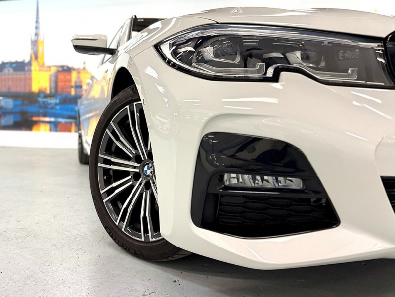 BMW 3シリーズ 320iツーリングMスポーツ　全周囲カメラ/純正18AW/LED/ACC/カープレイ 中古車