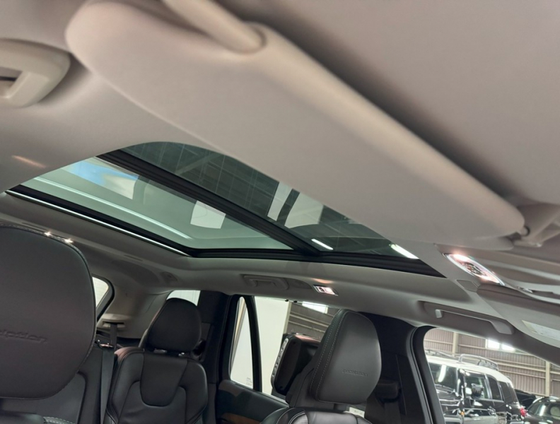 ボルボ XC90 T6 AWD インスクリプション 4WD 運転支援/SR/黒革/ACC/HUD/エアサス/禁煙車 中古車