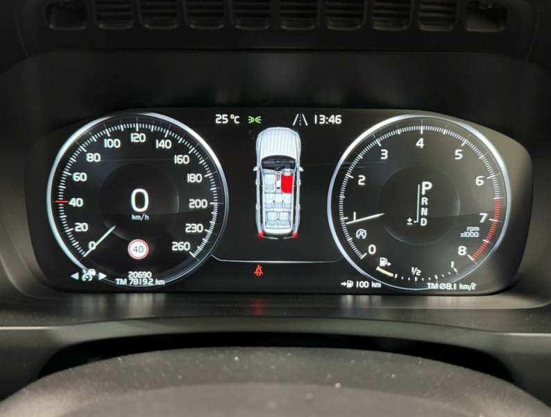 ボルボ XC90 T6 AWD インスクリプション 4WD 運転支援/SR/黒革/ACC/HUD/エアサス/禁煙車 中古車