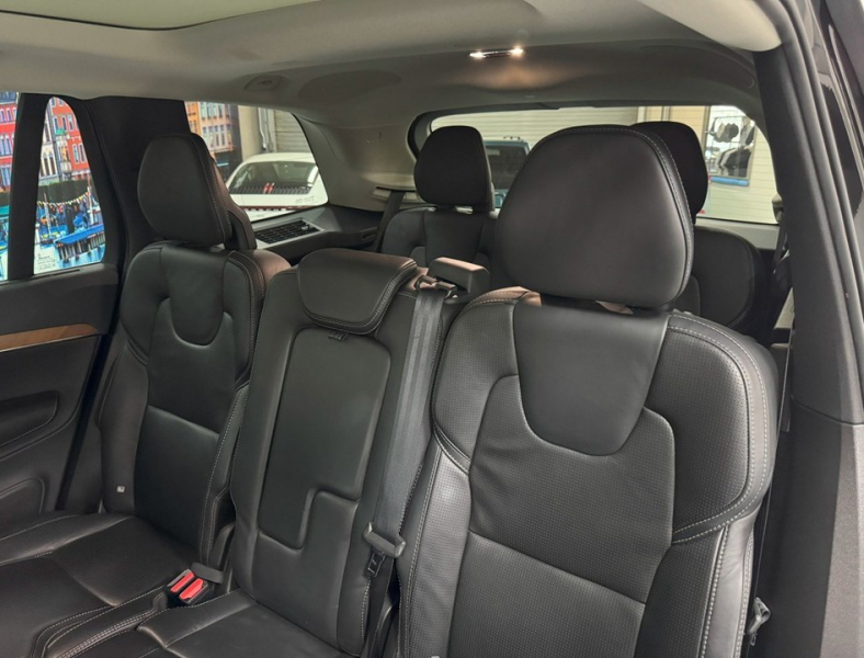 ボルボ XC90 T6 AWD インスクリプション 4WD 運転支援/SR/黒革/ACC/HUD/エアサス/禁煙車 中古車