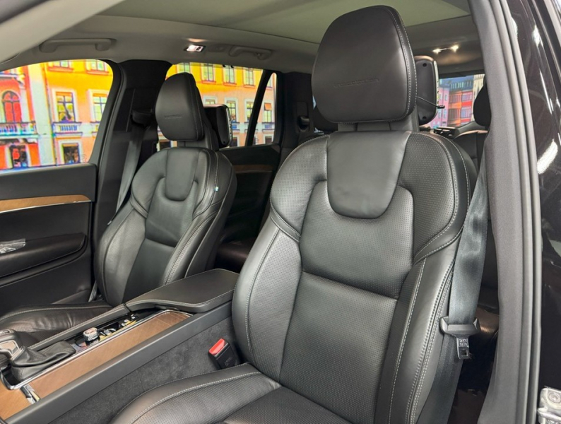 ボルボ XC90 T6 AWD インスクリプション 4WD 運転支援/SR/黒革/ACC/HUD/エアサス/禁煙車 中古車
