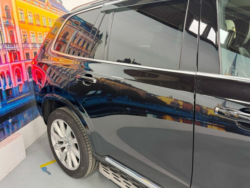 ボルボ XC90 T6 AWD インスクリプション 4WD 運転支援/SR/黒革/ACC/HUD/エアサス/禁煙車 中古車