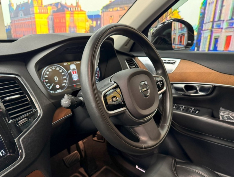 ボルボ XC90 T6 AWD インスクリプション 4WD 運転支援/SR/黒革/ACC/HUD/エアサス/禁煙車 中古車