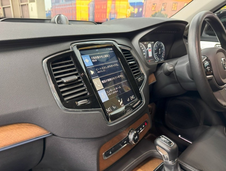 ボルボ XC90 T6 AWD インスクリプション 4WD 運転支援/SR/黒革/ACC/HUD/エアサス/禁煙車 中古車