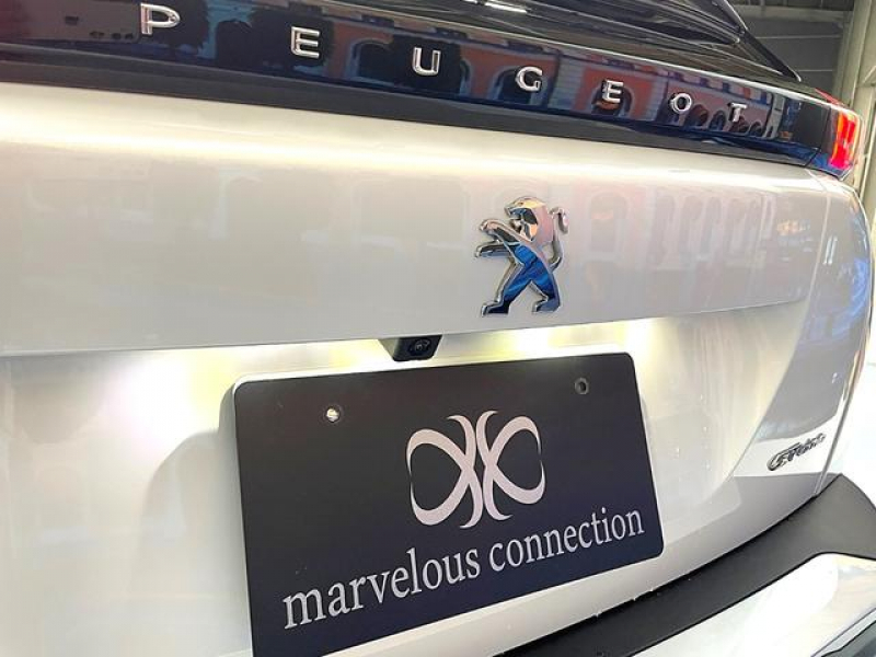 プジョー 2008 GTライン　LED/半革/ACC/禁煙車/リアカメラ/ETC/ 中古車