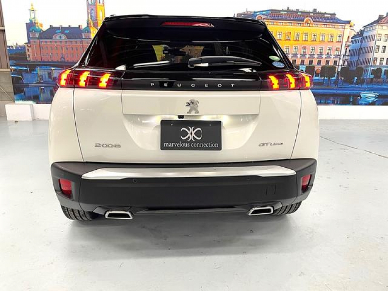 プジョー 2008 GTライン　LED/半革/ACC/禁煙車/リアカメラ/ETC/ 中古車