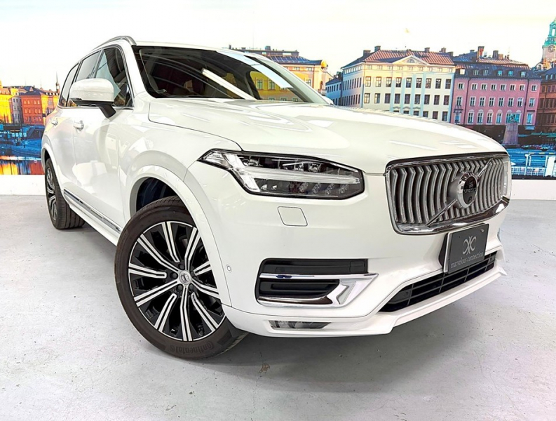 ボルボ XC90 D5 AWD インスクリプション 4WD　ハーマン/運転支援/白革/ACC/HUD/後期/禁煙 中古車