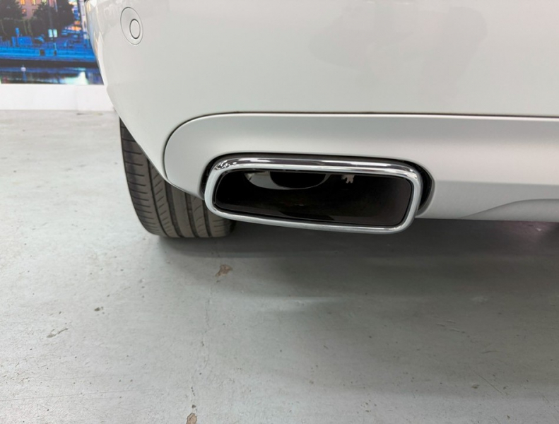 ボルボ XC90 D5 AWD インスクリプション 4WD　ハーマン/運転支援/白革/ACC/HUD/後期/禁煙 中古車