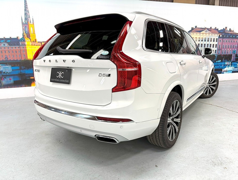 ボルボ XC90 D5 AWD インスクリプション 4WD　ハーマン/運転支援/白革/ACC/HUD/後期/禁煙 中古車