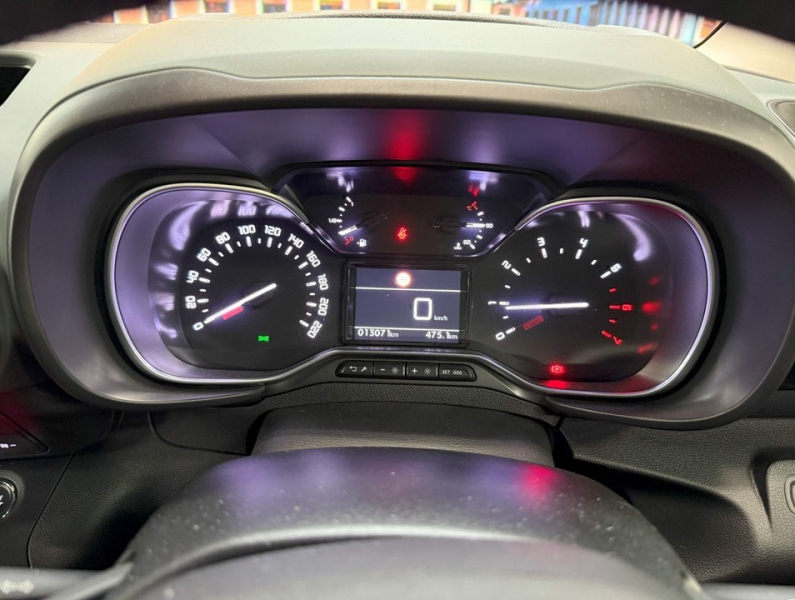 シトロエン ベルランゴ シャインXTRパック　ディーゼルターボ/禁煙車/ACC/衝突軽減/AW 中古車