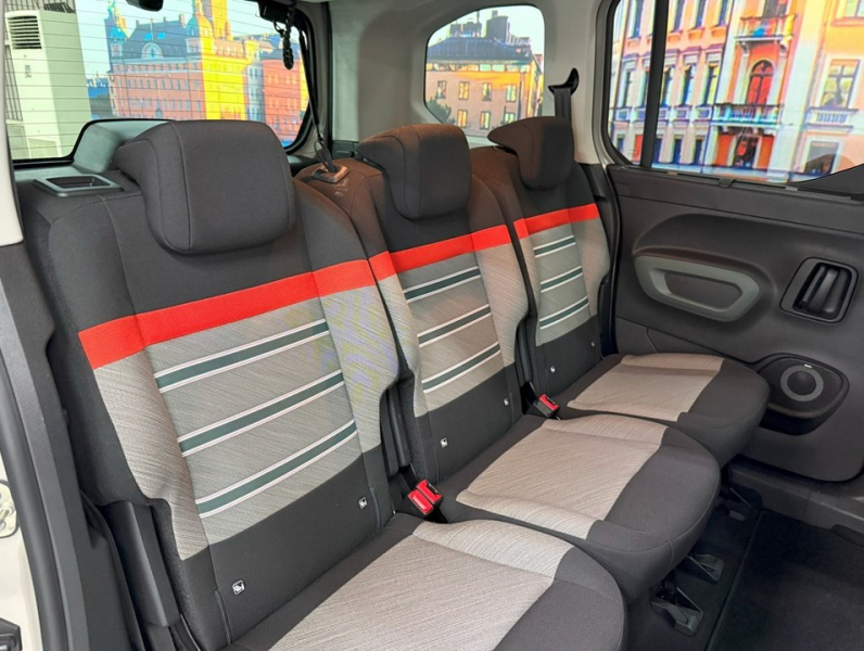 シトロエン ベルランゴ シャインXTRパック　ディーゼルターボ/禁煙車/ACC/衝突軽減/AW 中古車