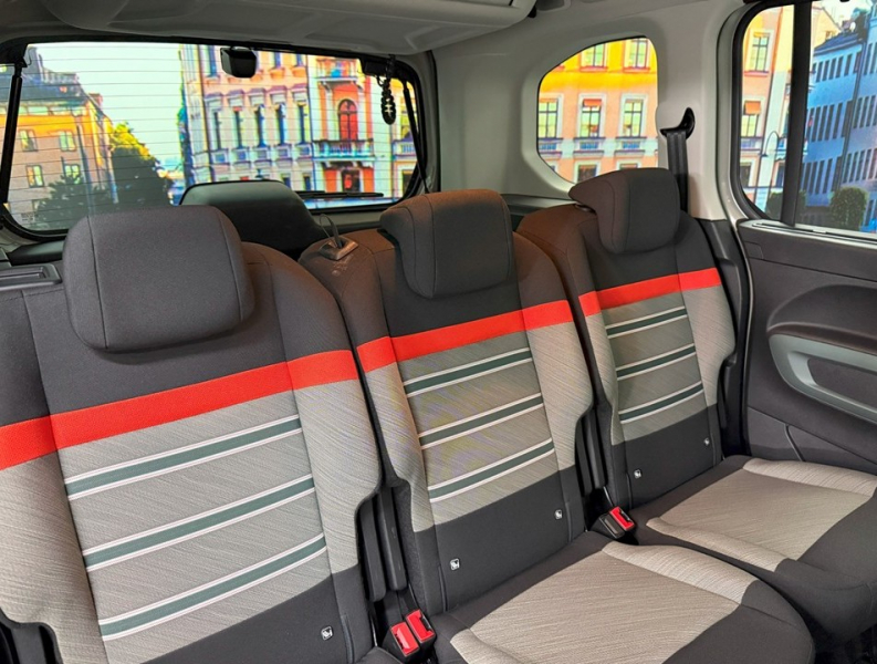 シトロエン ベルランゴ シャインXTRパック　ディーゼルターボ/禁煙車/ACC/衝突軽減/AW 中古車