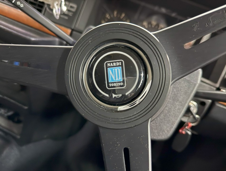 ボルボ 240 240エステート クラシック　コロナAW/黒革/ETC/ナビ/クラシック/禁煙 中古車