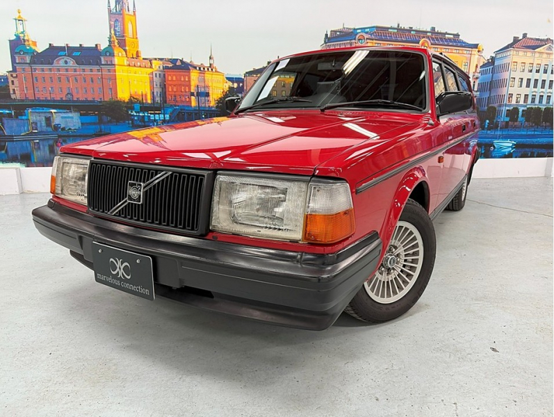 ボルボ 240 中古車