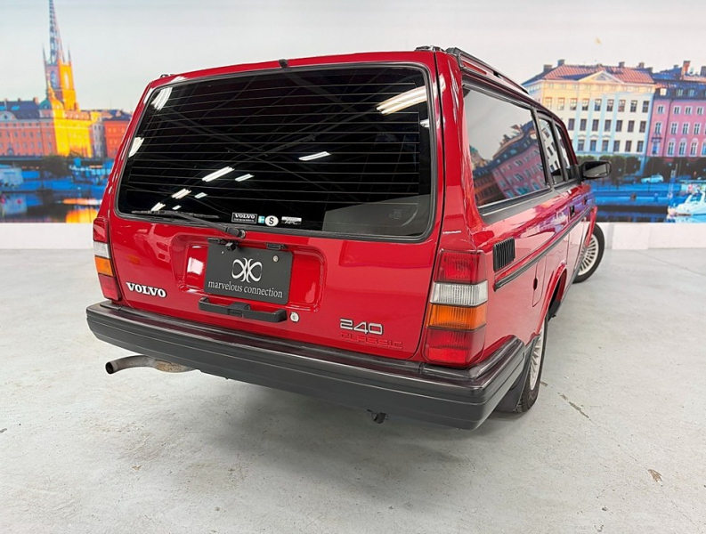 ボルボ 240 240エステート クラシック　コロナAW/黒革/ETC/ナビ/クラシック/禁煙 中古車