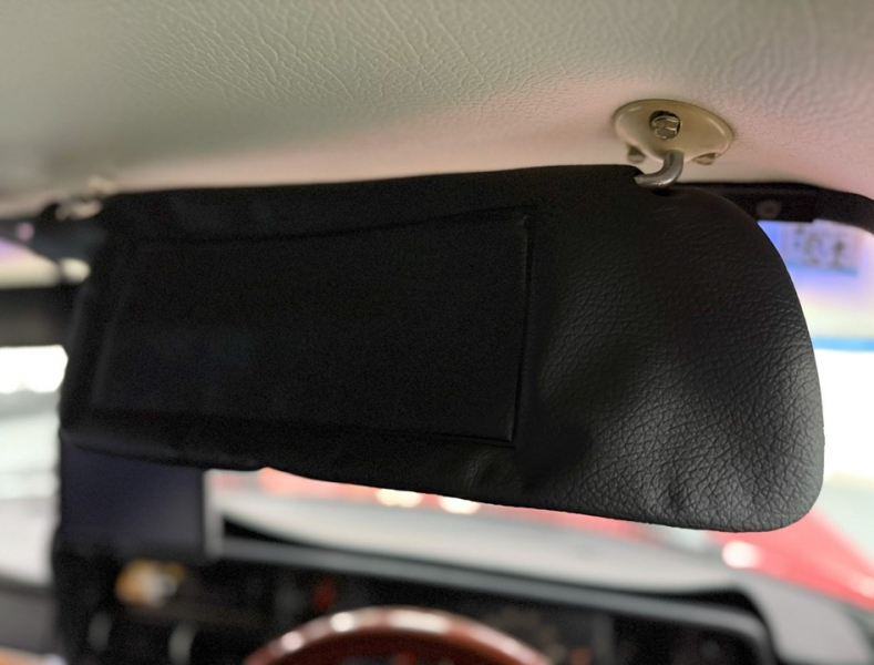 ボルボ 240 240エステート クラシック　コロナAW/黒革/ETC/ナビ/クラシック/禁煙 中古車