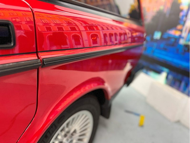 ボルボ 240 240エステート クラシック　コロナAW/黒革/ETC/ナビ/クラシック/禁煙 中古車