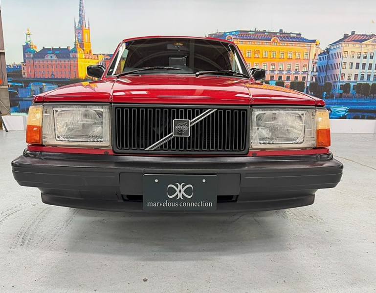 ボルボ 240 240エステート クラシック　コロナAW/黒革/ETC/ナビ/クラシック/禁煙 中古車