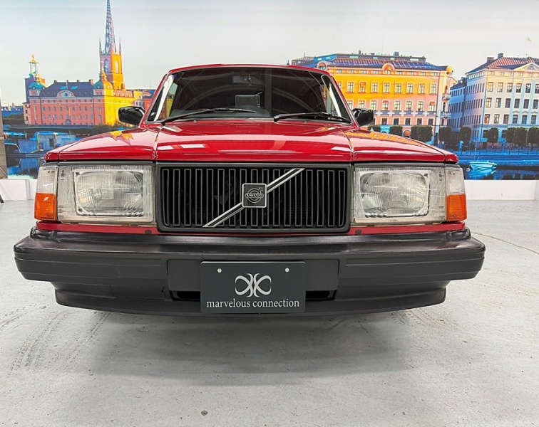 ボルボ 240 240エステート クラシック　コロナAW/黒革/ETC/ナビ/クラシック/禁煙 中古車