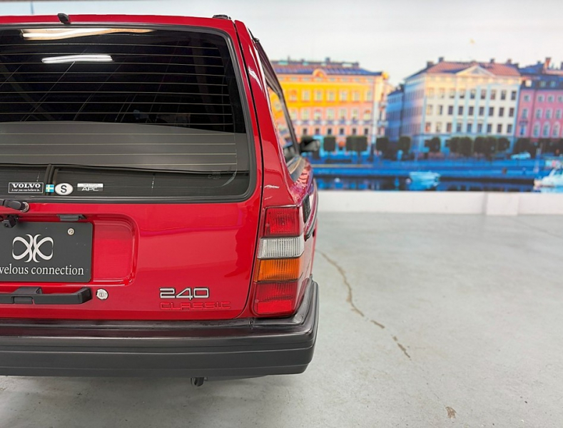 ボルボ 240 240エステート クラシック　コロナAW/黒革/ETC/ナビ/クラシック/禁煙 中古車