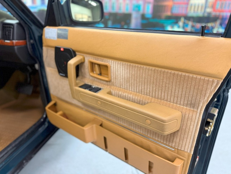 ボルボ 240 240エステート クラシック コロナAW/ルーフレール/禁煙/JBLスピーカー 中古車