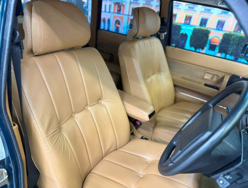 ボルボ 240 240エステート クラシック コロナAW/ルーフレール/禁煙/JBLスピーカー 中古車