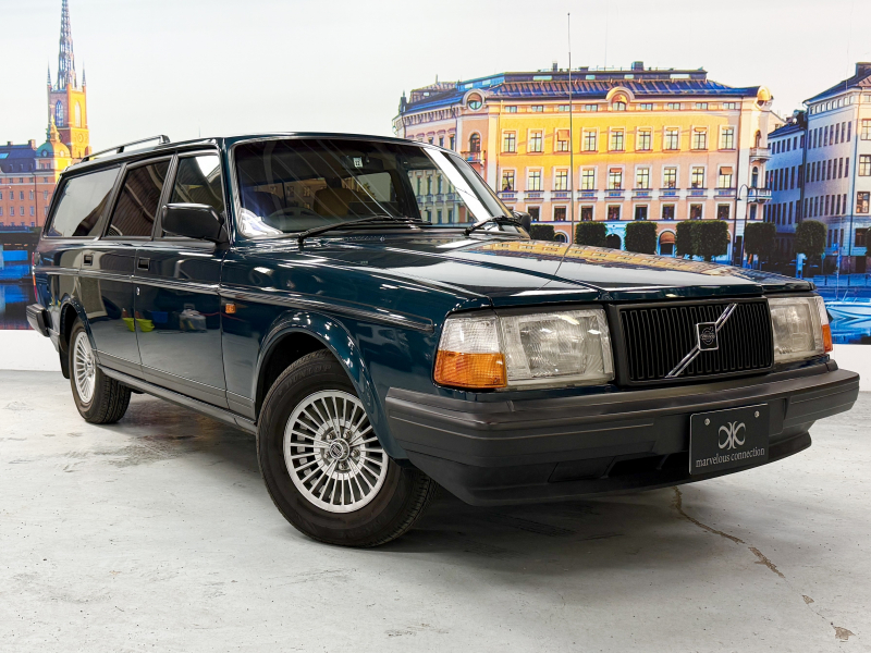 ボルボ 240 240エステート クラシック　コロナAW/ルーフレール/禁煙/JBLスピーカー 中古車