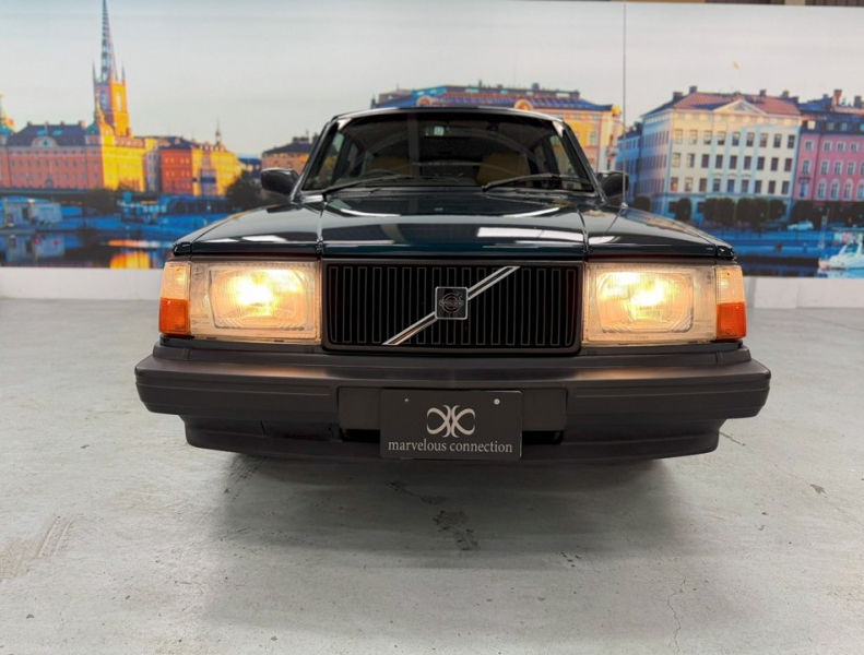 ボルボ 240 240エステート クラシック コロナAW/ルーフレール/禁煙/JBLスピーカー 中古車