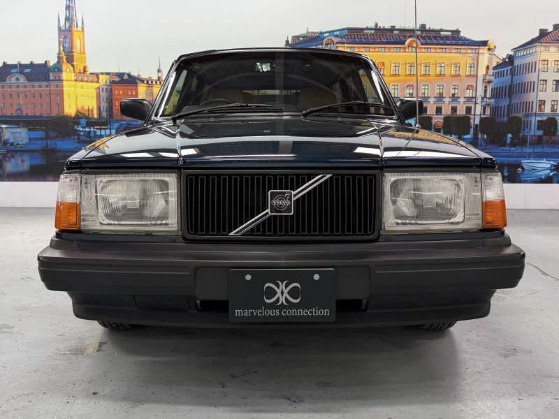 ボルボ 240 240エステート クラシック　コロナAW/ルーフレール/禁煙/JBLスピーカー 中古車