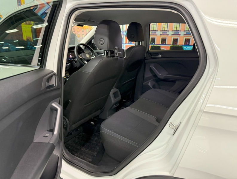 フォルクスワーゲン T-Cross TSIアクティブ　ルーフレール/禁煙/AW/ACC/シートヒーター 中古車