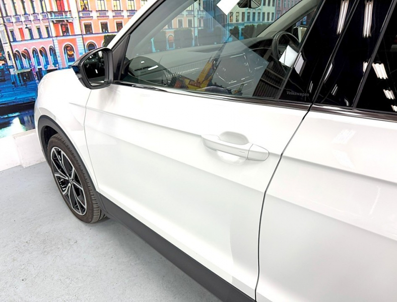 フォルクスワーゲン T-Cross TSIアクティブ　ルーフレール/禁煙/AW/ACC/シートヒーター 中古車