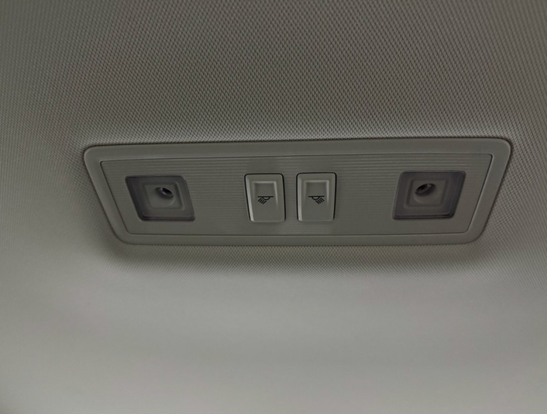 フォルクスワーゲン T-Cross TSIアクティブ　ルーフレール/禁煙/AW/ACC/シートヒーター 中古車