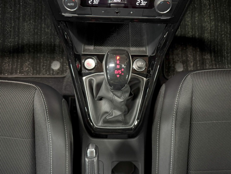 フォルクスワーゲン T-Cross TSIアクティブ　ルーフレール/禁煙/AW/ACC/シートヒーター 中古車