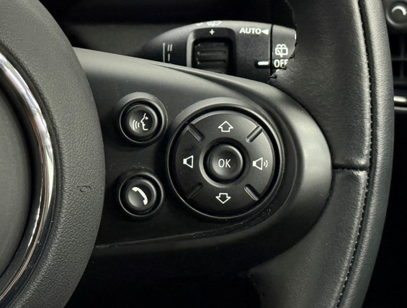 MINI(ミニ) ミニ クーパー5ドアDCT　ピカデリーED/半革 中古車