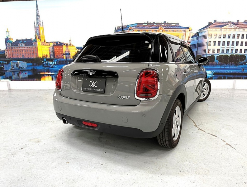 MINI(ミニ) ミニ クーパー5ドアDCT　ピカデリーED/半革 中古車