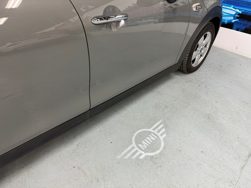 MINI(ミニ) ミニ クーパー5ドアDCT　ピカデリーED/半革 中古車