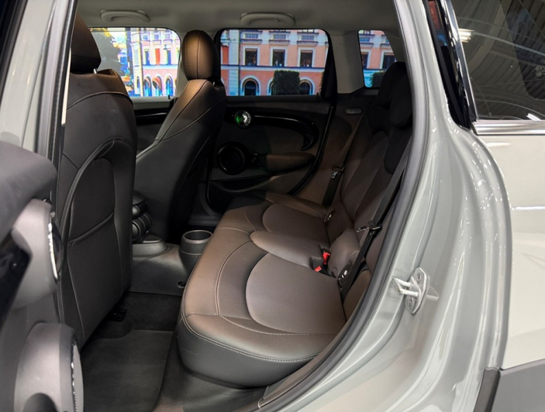 MINI(ミニ) ミニ クーパー5ドアDCT　ピカデリーED/半革 中古車