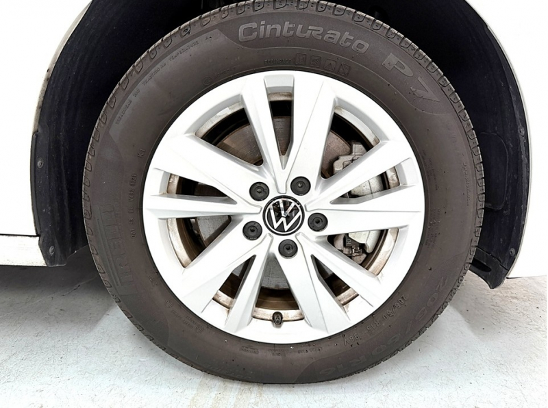 フォルクスワーゲン ゴルフトゥーラン TSIコンフォートライン　LED/ACC/純正ナビ/ETC/バックカメラ/クルコン/ワンオーナー 中古車