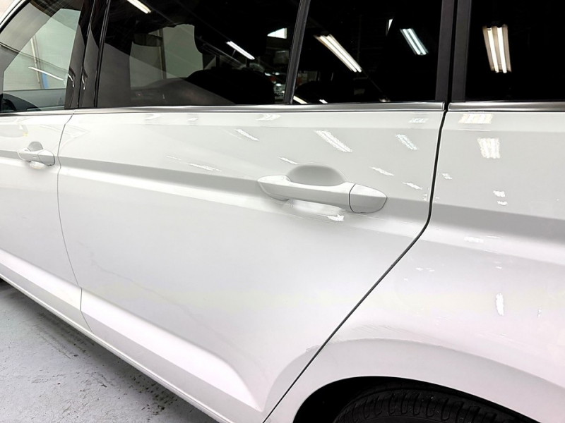 フォルクスワーゲン ゴルフトゥーラン TSIコンフォートライン　LED/ACC/純正ナビ/ETC/バックカメラ/クルコン/ワンオーナー 中古車