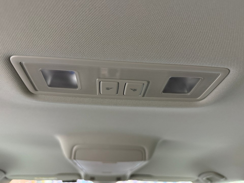 フォルクスワーゲン ゴルフトゥーラン TSIコンフォートライン　LED/ACC/純正ナビ/ETC/バックカメラ/クルコン/ワンオーナー 中古車